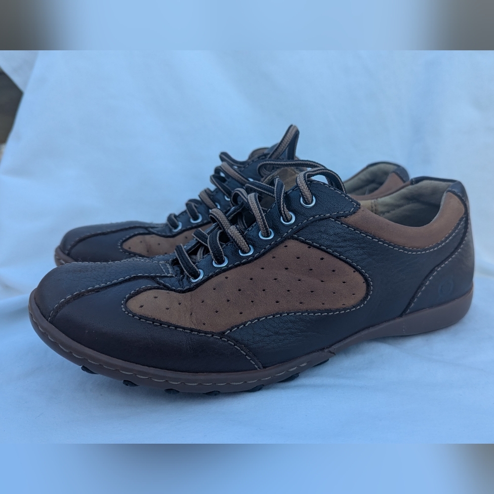 Born Leather Bowling Style Lace Up Shoes Size 8 Brown Two Toned